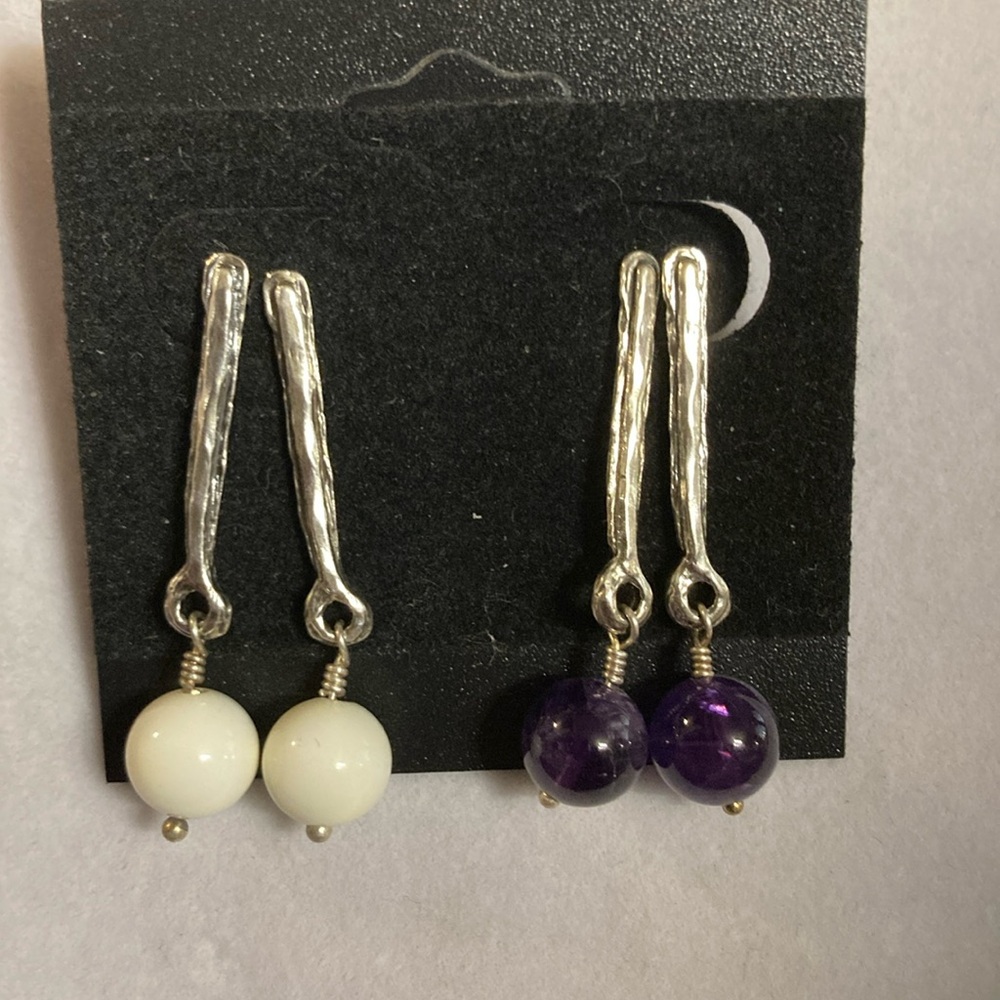 2 pairs PZ Israel 925 pierced earrings . White stones purple stones